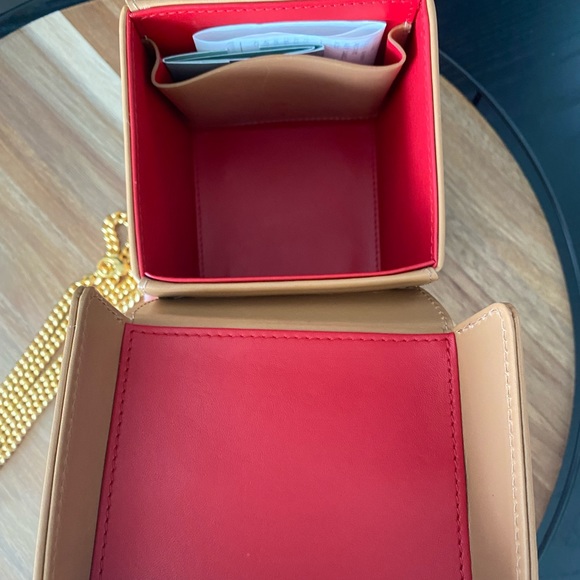 Mark Cross Grace CUBE BOX Bag Beige NEW Leather Cross Body Mini Bag AUTHENTIC 🥰 - Picture 10 of 14